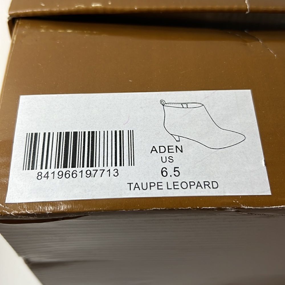 GC Shoes Aden Taupe Leopard Ankle Bootie size 6.5 - Picture 6 of 6